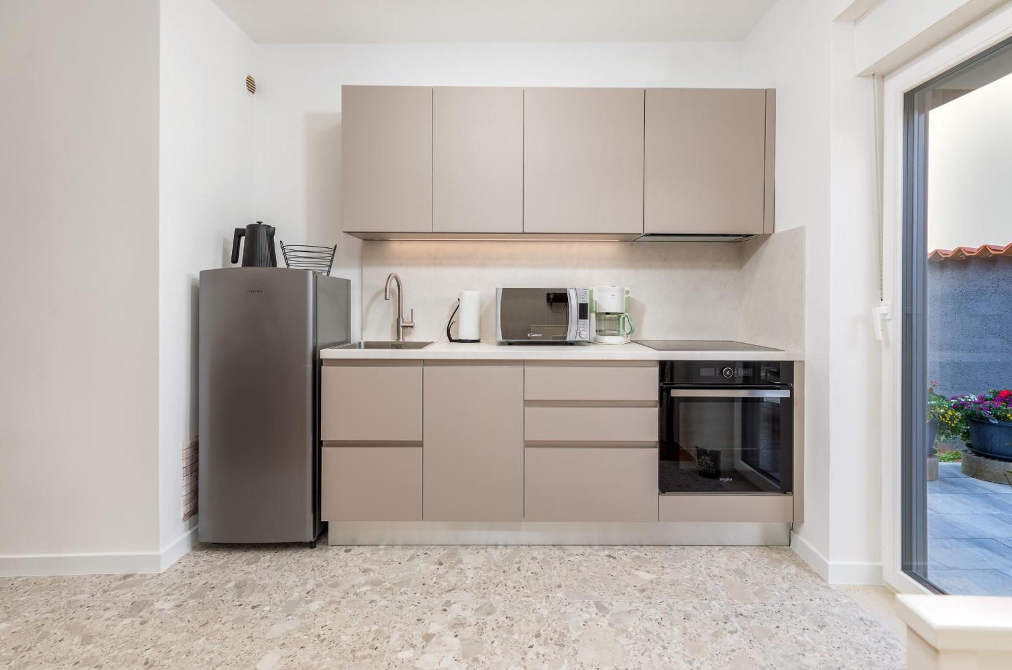 Apartment Tesic Close To The Sea With Shared 4Xbicycles Fažana Exterior foto